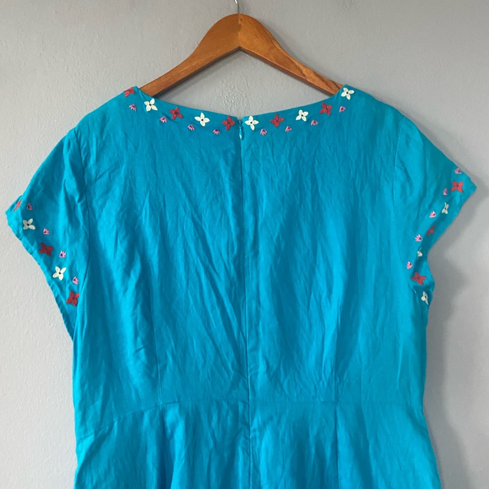 🛑SOLD BODEN Laura Linen Embroidered Dress in Blue Lagoon Size 14 - Picture 7 of 10